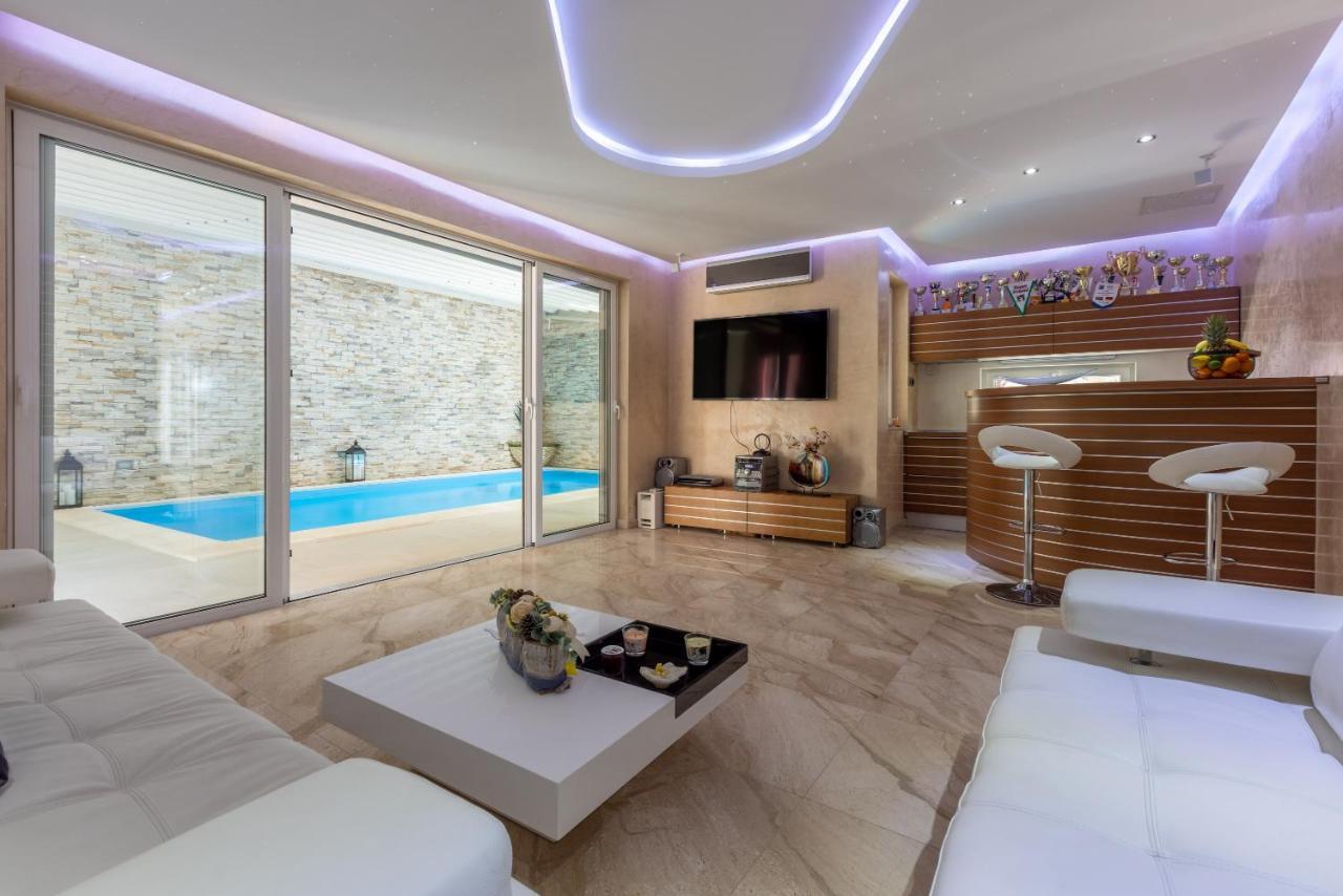 דראמליי Villa M מראה חיצוני תמונה